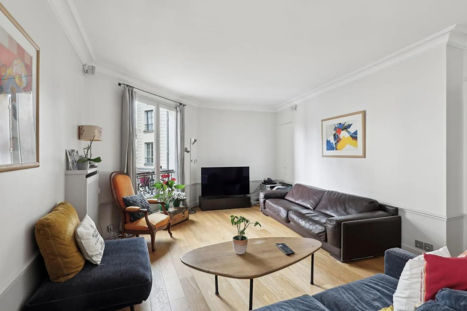 아파트 Grand 140m² A Deux Pas De La Tour Eiffel 파리